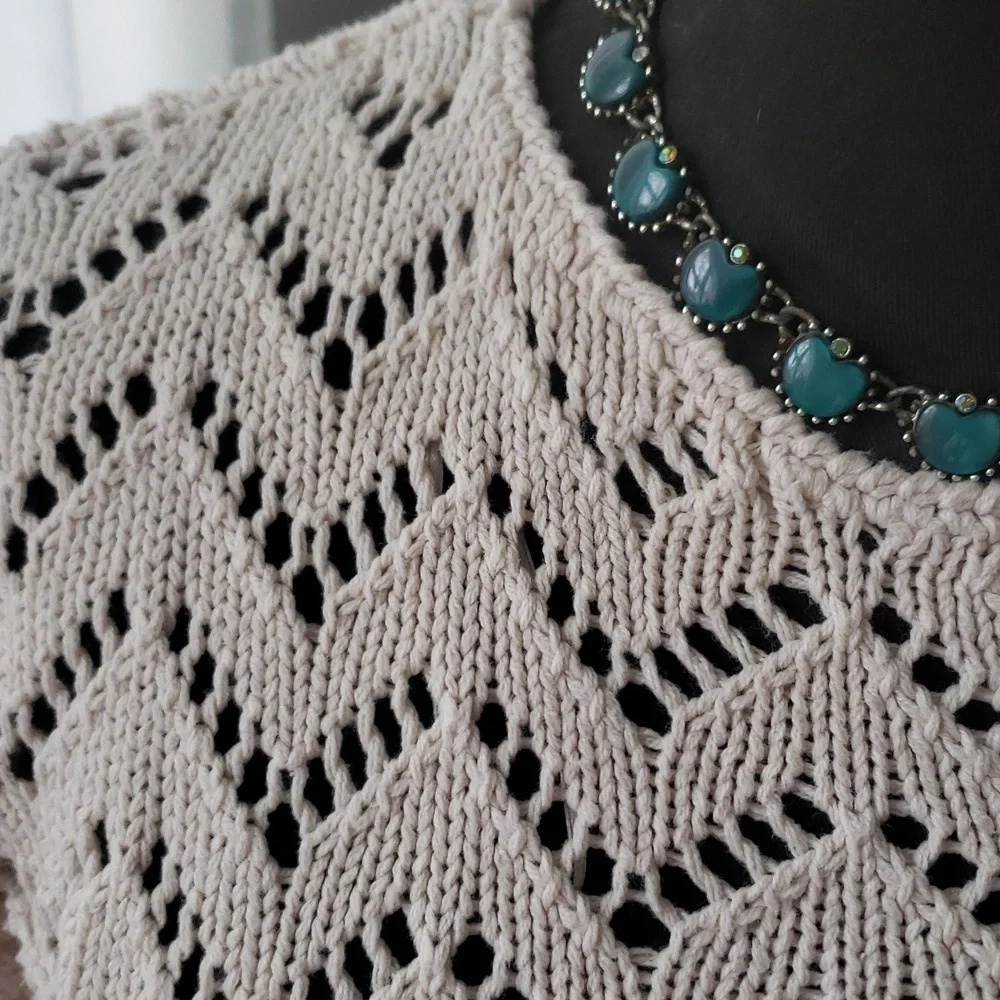 Crochet Crop Sweater - Picture 2 of 6
